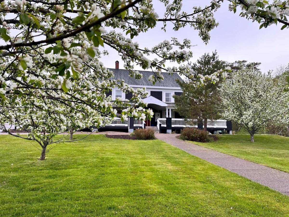Ceilidh Country Lodge Baddeck Inlet エクステリア 写真